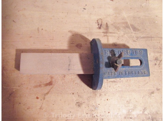Record No. 169 Cast Iron Bench Stop
