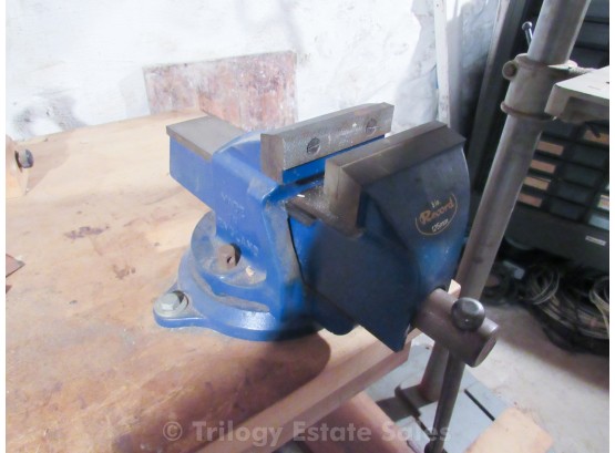 Record No. 5 Vise Made In England Like New