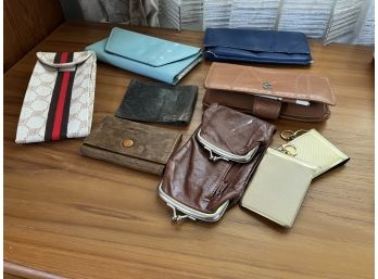 Nine Vintage Wallets And Eye Glass Case Bdb122