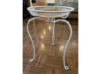 White Metal Plant Stand D112