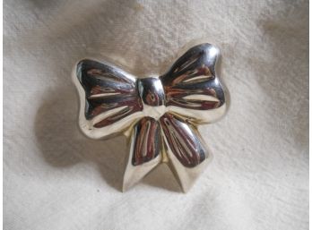 Bow Pin- Sterling