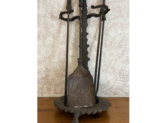 Art & Crafts Fireplace Tool Holder And Stand Cast Iron Sea Shell With Feet 24.5' Tall X 11 Wide