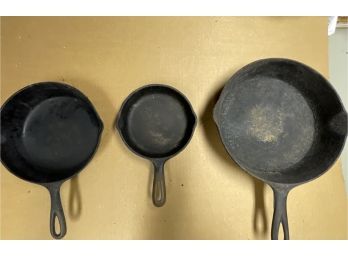 3 - 5 - 7 Old Cast Iron Skillets - Set Of Three