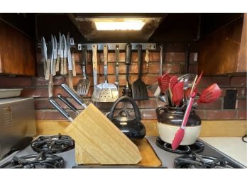 Kitchen Lot #7 Miscellaneous Cutlery & Utensils All Shown