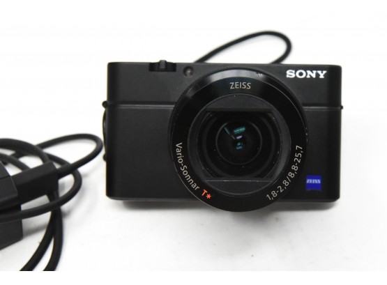 Sony Cyber-Shot DSC- RX100 IV M4 Great Condition