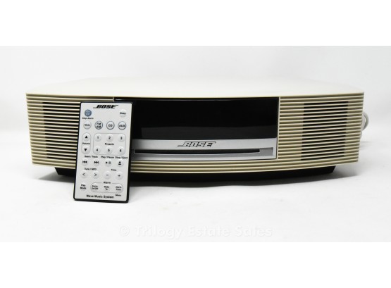 Bose Wave Music System AWRCC2 W/ Remote