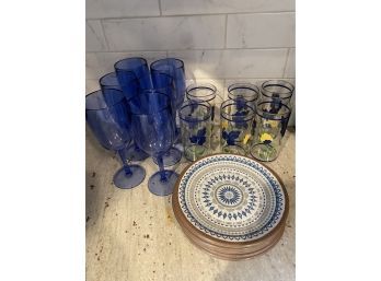 Crate And Barrel Plastic Outdoor Patio Serving Lot - 8 Small Plates Coordinating With 6 Stem And 6 Cups..K58