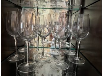 9 Tall Wine Glasses 8'..DR112