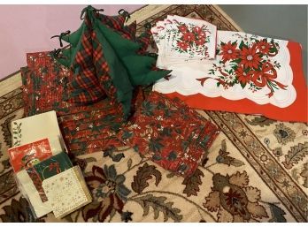Christmas Linens With Quilted Tree..B344