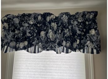 Waverly Pair Of Window Valences With Double Ruffles..2BR251