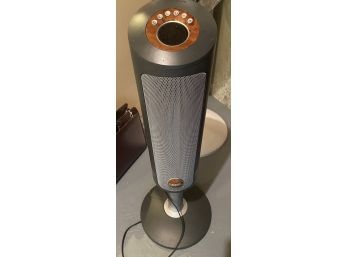Lasko Portable Heater With Ceramic Element..B160