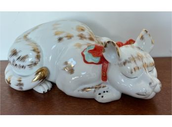 Extra Large Kutani Japanese Fine Porcelain Cat Sleeping Gold Trim Good To Excellent Condition
