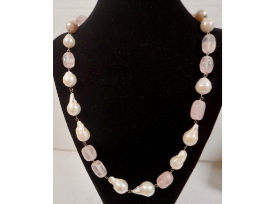 Freshwater Pearl, Rose Quartz Necklace 24'