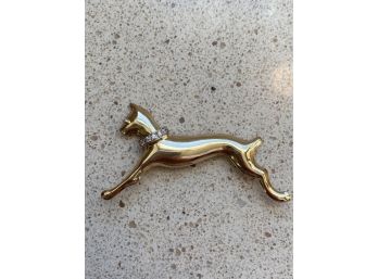 14k Yellow Gold Cat Brooch With Clear Topaz Collar....4