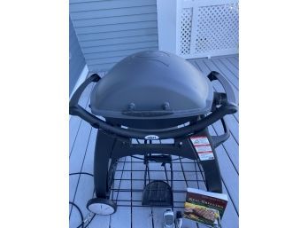 Like New Weber Electric Grill.3