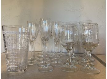6 Etched Ship Stem Glasses, Vintage Cocktail Shaker Plus Assorted Barware-kt38