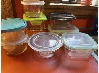 Eight Piece Glass Containers With Plastic Tops-kt25