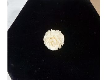 German Made Hand Carved Flower (bone)
