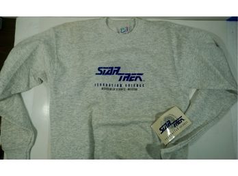 Star Trek Sweatshirt - Federation Science- Museum Of Science - Size M - NOS