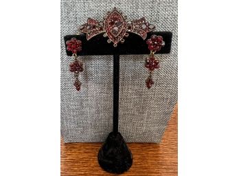 Antique Victorian Red Garnet Stone Brooch And Matching Clip Earrings - Pin Measures 2' Across