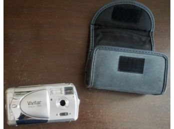 Vivitar 3915 Portable Digital Camera