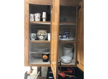 Contents Of 3 Kitchen Cabinets