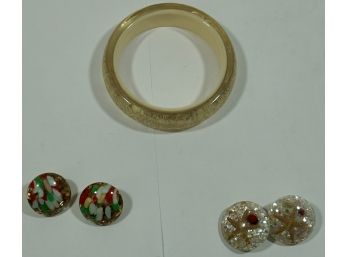 Lucite Lot Of 3- 2 Sets Of Earrings And 1 Bracelet