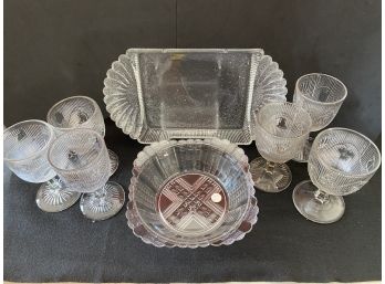 8 Pcs Glassware Lot: Glasses, Bowls A2