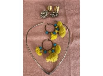 Vintage Necklace And 3 Pairs Of Earrings