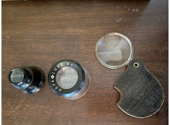 3 Magnifying Tools