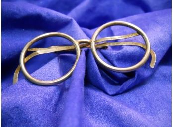 Harry Potter Style Glasses Pin.