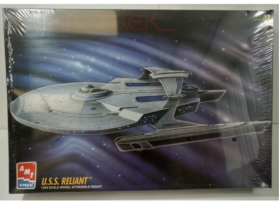 AMT Ertl Star Trek USS Reliant # 8766 Model