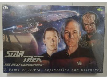 Star Trek Next Generation Game Of Trivia NIB