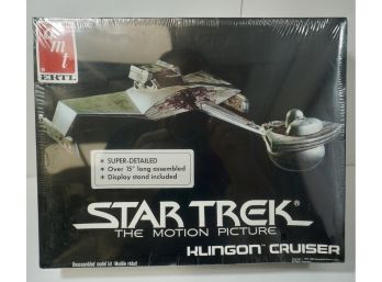 AMT Ertl Star Trek The Motion Picture Klingon Cruiser #6682 Model