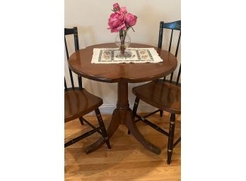 Clover Top Twisted Pedestal Table