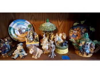Shelf #7 - 11 Pc Including Boyd's, Smithsonian, & Wizard Of Oz