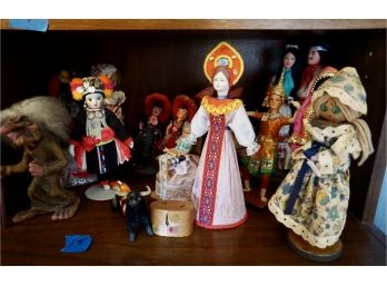 Shelf #18 Lot Of 16  Dolls  ( Troll)