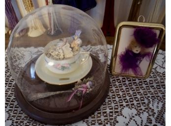 Tea Cup Display & Picture