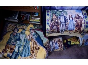 5 Pc Wizard Of Oz ( Blanket, Totes, 2 Pillows, Tapstry)