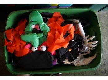 Basement Box #1 Halloween (wind Socks)
