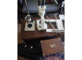 Absolute Clarity & Calibration & Nikon Stand &  Lighted Microscope & Carrying Case, Fiber Optic Light