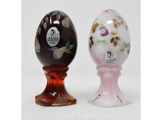2 Fenton Eggs On Stand Signed S. Stephens
