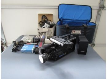 Sony CCD V8AF Super 8 Camcorder W/ Tapes,Bag & Accesories, Sunpak Video Light