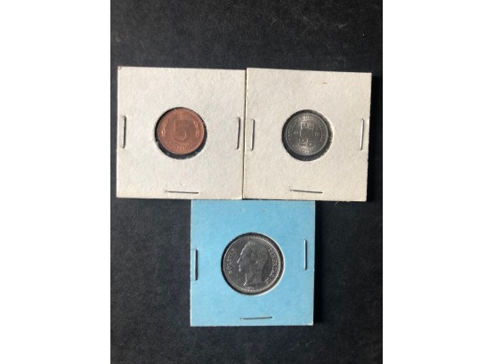 3 Bolivar 1967, 1977~  5 And 25 Cent Coins