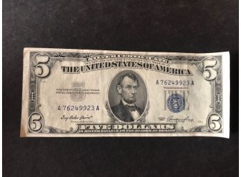Five Dollar Silver Certificate 1953.   Blue Seal