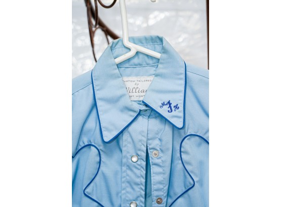 Stunning Vintage Cowboy Shirt Light Blue With Blue Piping Mother Of Pearl Buttons!