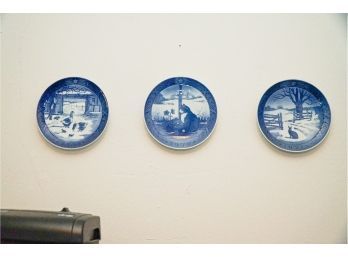 Set Of 3 ROYAL COPENHAGEN Blue And White Plates