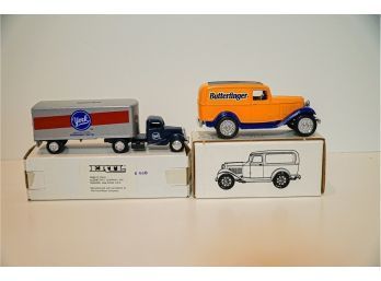 2 ERTL NIB York And Butterfinger 1932 Panel Delivery Bank