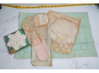 Group Of Vintage Lines, Doilies Etc