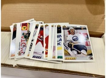 Approximately 700~~ Hockey Cards 1991-92 !